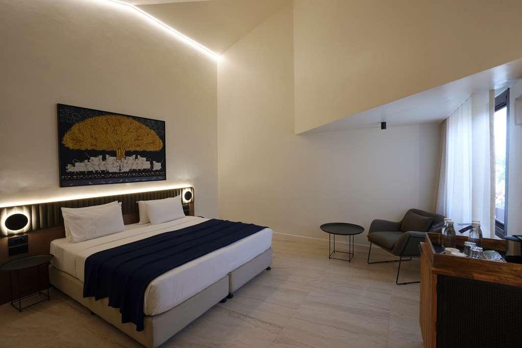 Best Western Resort Country Club Gurgaon Værelse billede